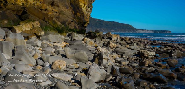rocky boulders on 8 mile beach walk